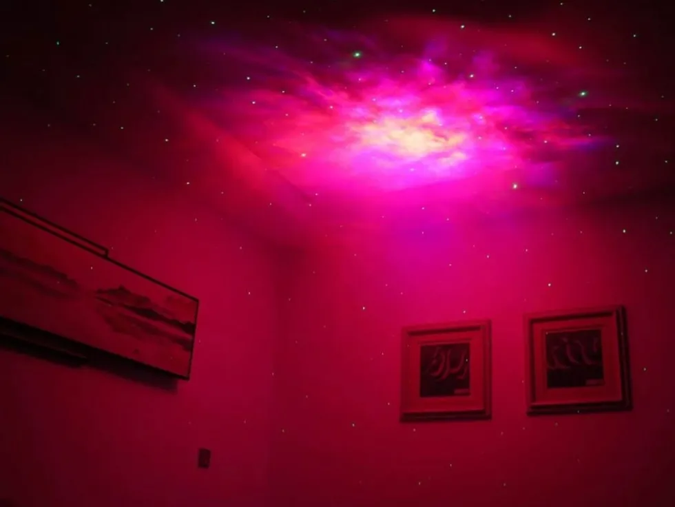 Astronautprojektor / Stjärnprojektor med fjärrkontroll