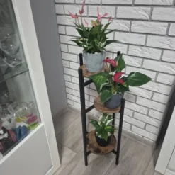Blomsterställ 3 nivåer metall/MDF 81x27x27 cm svart/brun