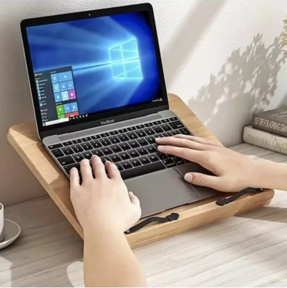 Bokställ i bambu / laptopstativ