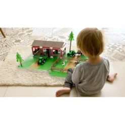 Bondgårdslekset 102 delar med djur, traktor, stall och staket