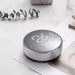 Digital timer med magnet och LCD-display