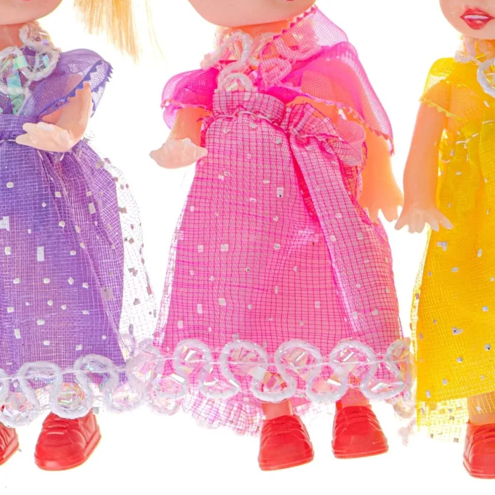 Dockhusdockor 10 cm 3-pack i plast med klänningar och röda skor