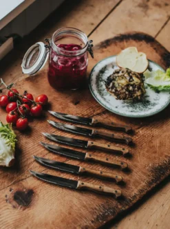 Dorre BBQ stekknivar 6-pack i rostfritt stål och akaciaträ