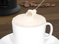 Elektrisk mjölkskummare med ställ för kaffe
