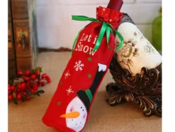 Flasköverdrag julmotiv snögubbe röd 30x13 cm universell storlek