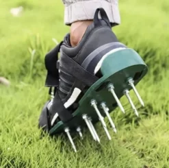 Gräsmatteluftare skor med 26 spikar 5 cm, stl 36-46, 2-pack