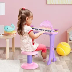 HOMCOM 32-tangenters elektroniskt keyboard för barn, musikaliskt leksakspiano för barn med mikrofon, pall, ljus, olika ljud, rytmer, melodier, MP3-karaoke, undervisningsläge, rosa