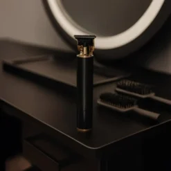 Hår- och skäggtrimmer 1–6 mm med 6 kammar, USB-C, 600 mAh