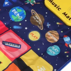 Interaktiv musikdansmatta för barn med 8 instrument och 10 melodier