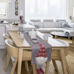 Julbordslöpare 180x33 cm polyester grå med tomtar röd/vit