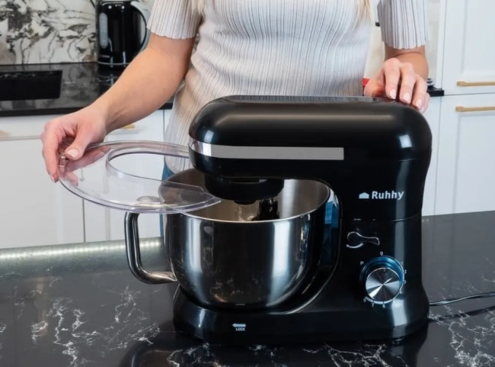 Köksmaskin 1700 W med 4,5 L skål