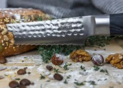 Kotai Serrated brödkniv 20 cm - Pakka Damascus Collection