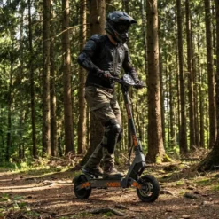 KuKirin G2 El-scooter 1200W – 45 km/h, 55 km räckvidd, 10
