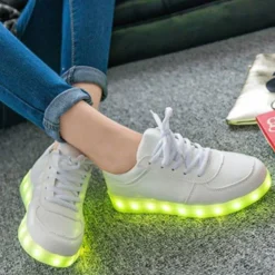 LED skor sneakers Barn/Vuxna, VITA - storlek 27-45