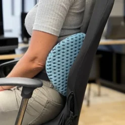 Ländryggskudde i minnesskum för ergonomiskt stöd