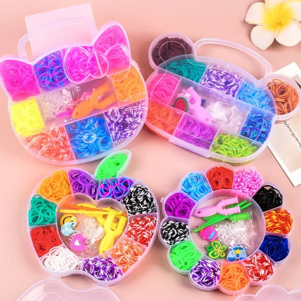 Loom Bands Kit - 600st i olika färger och flera tillbehör