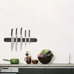 Magnetisk knivhållare för kök