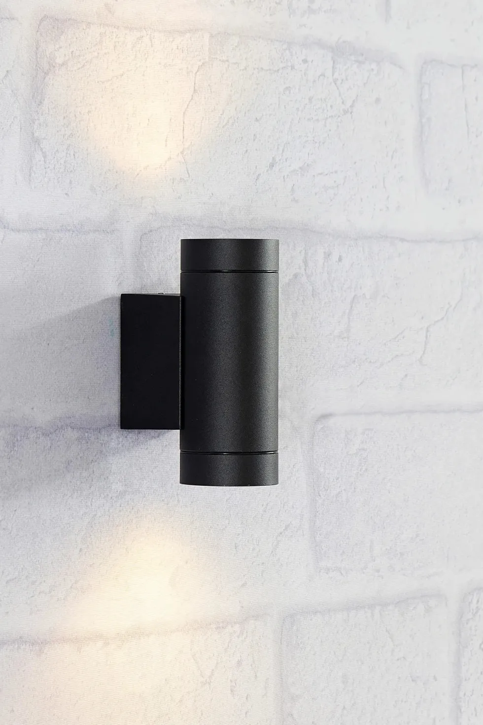 Markslöjd Pipe fasadlampa 2L svart