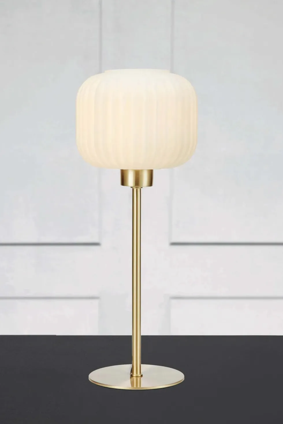 Markslöjd Sober bordslampa mässing
