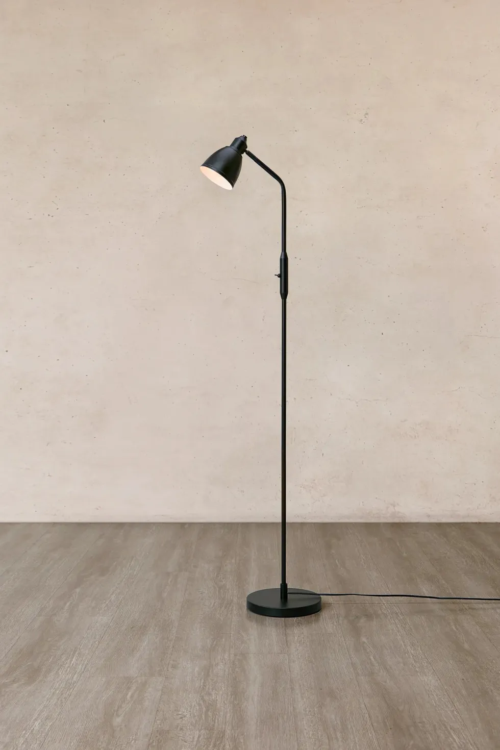 Markslöjd Story golvlampa