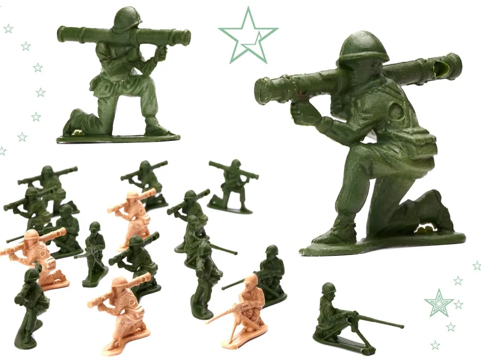 Militärleksak set 307 delar med 240 soldater, 6 tankar och flygplan