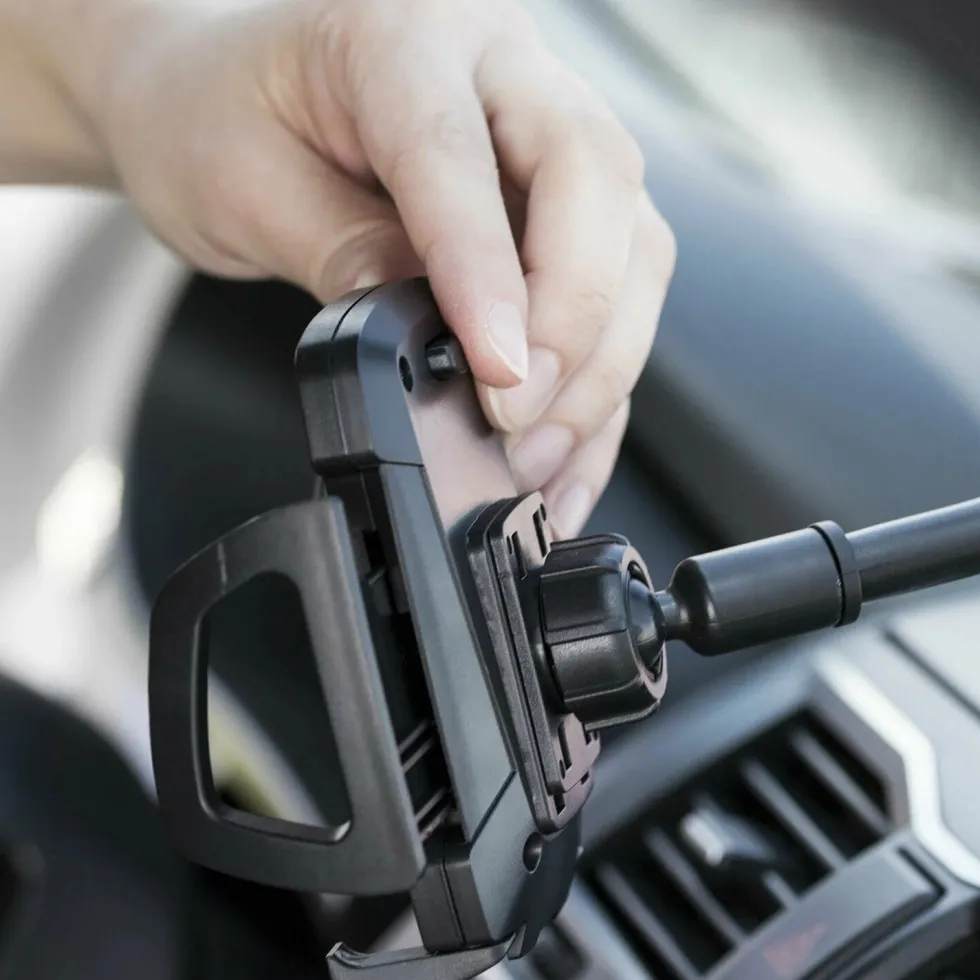 Mobilhållare med sugkopp för bil
