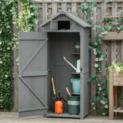 Outsunny trädgårdsskjul för utomhusbruk, redskapsskjul i trä, 3 hyllor, 2 dörrar med spärrar, sluttande bitumentak, utomhusförvaring, 77 x 54 x 179 cm, behandlad gran, grå