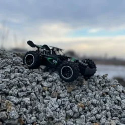 Radiostyrd Crawler Off-Road bil i skala 1:18