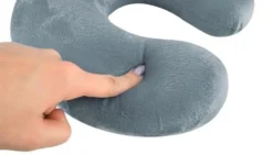 Resekudde med memory foam