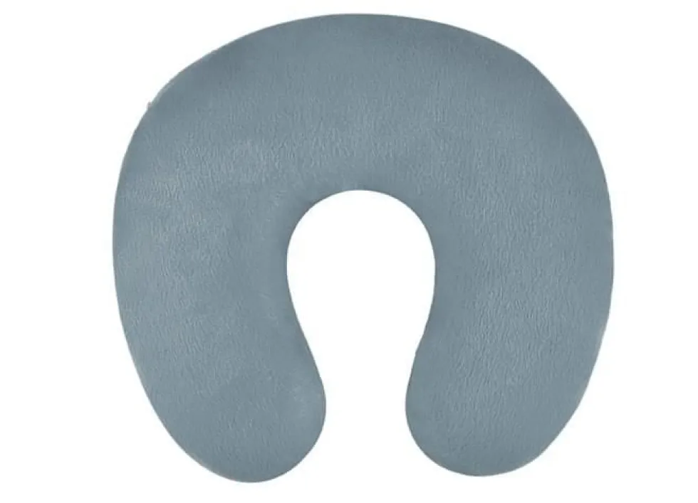 Resekudde med memory foam