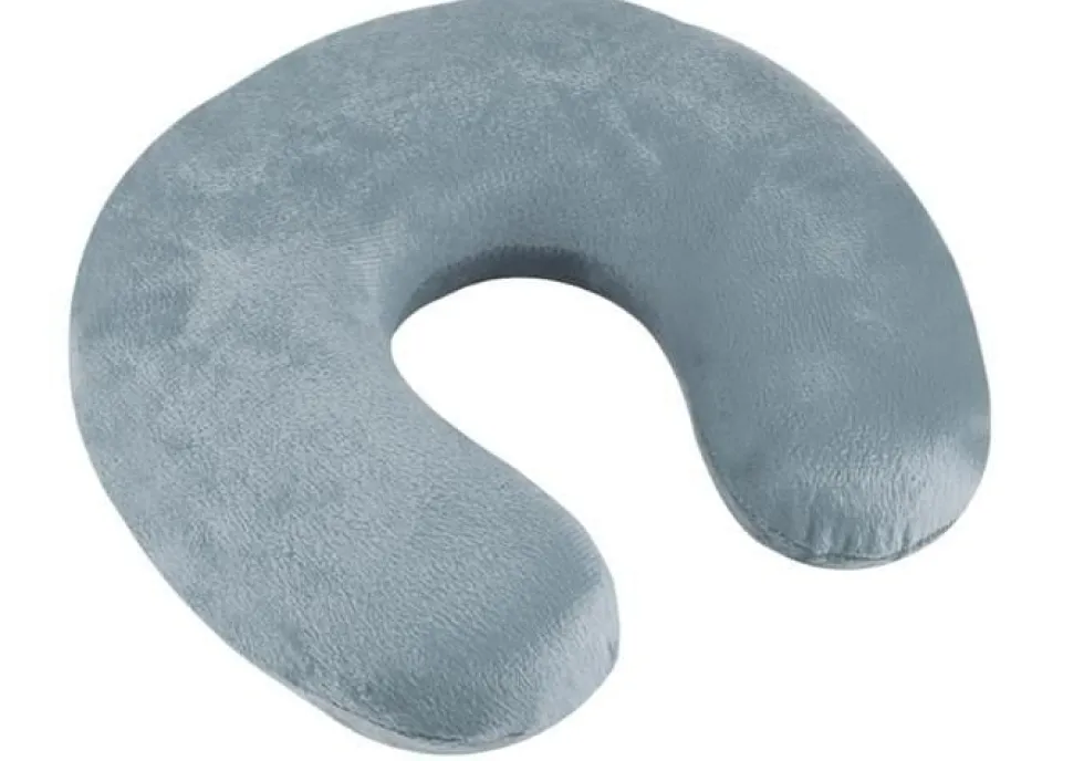 Resekudde med memory foam