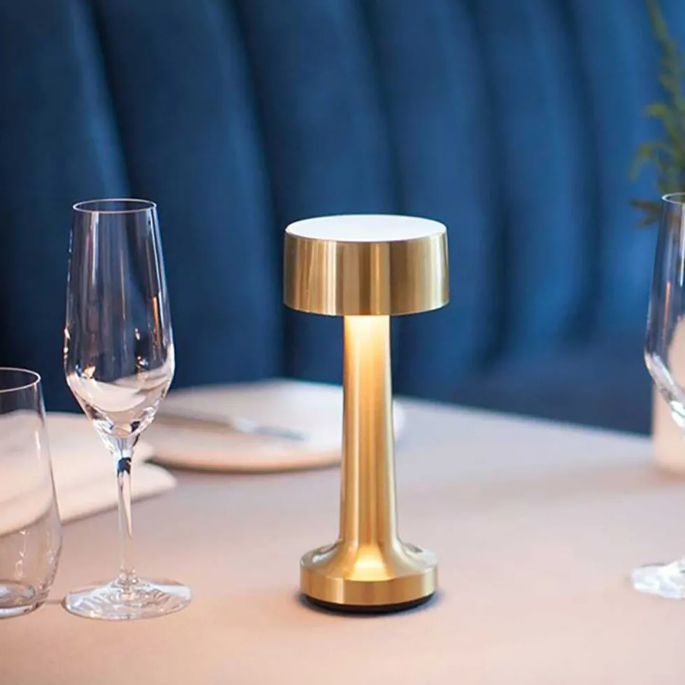 Retro Uppladdningsbar Bordslampa av Metall Dimmer Koppar