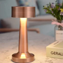 Retro Uppladdningsbar Bordslampa av Metall Dimmer Koppar