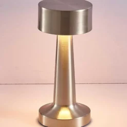 Retro Uppladdningsbar Bordslampa av Metall Dimmer Silver