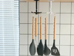 Roterbar hängare med 6 krokar