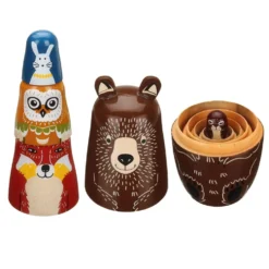 Ryska dockor / Matryoshka i trä med skogsdjur