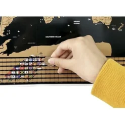 Scratch Map världskarta 82 x 59 cm