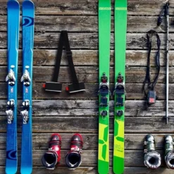 Skidband / Skidhållare för skidor och stavar
