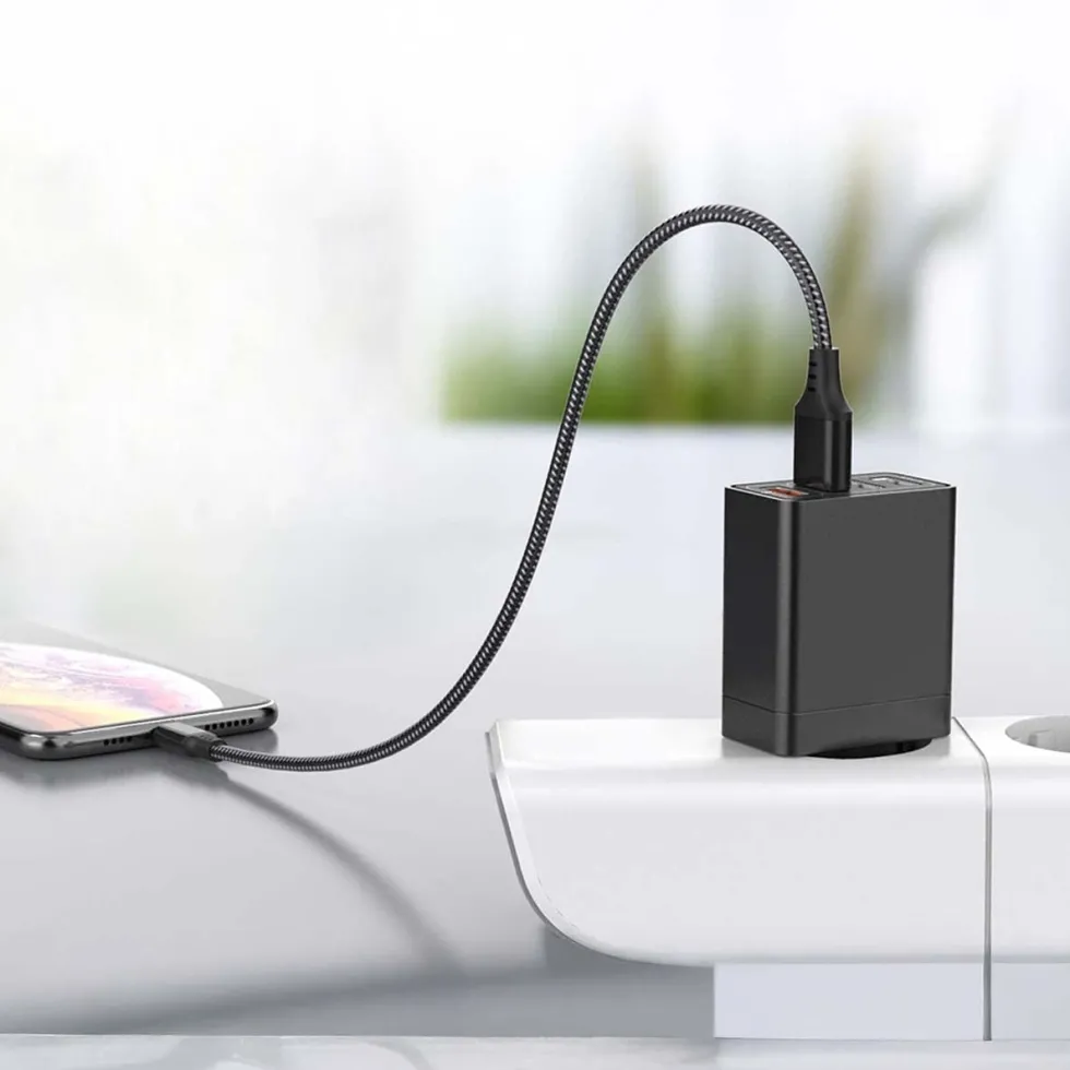 Snabbladdare 4x USB Quick Charge 3.0 3.1A Vit