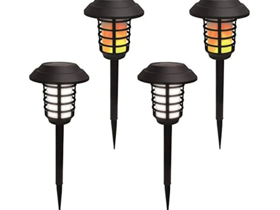 Solcellsdriven trädgårdslampa med RGB och fjärrkontroll