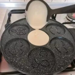 Stekpanna Smiley för ägg och pannkaka