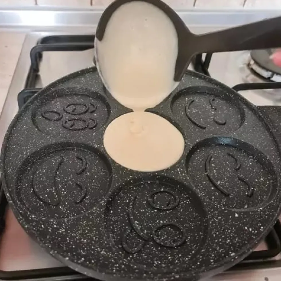 Stekpanna Smiley för ägg och pannkaka