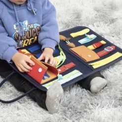Stimulerande aktivitetsleksak för barn
