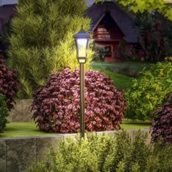 Trädgårdslampa med 6 timmars batteritid och markförankring, Tillverkad av ABS och polykarbonat, 15x15x127 cm, Svart