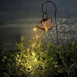 Trädgårdslykta vattenkanna med LED och solpanel