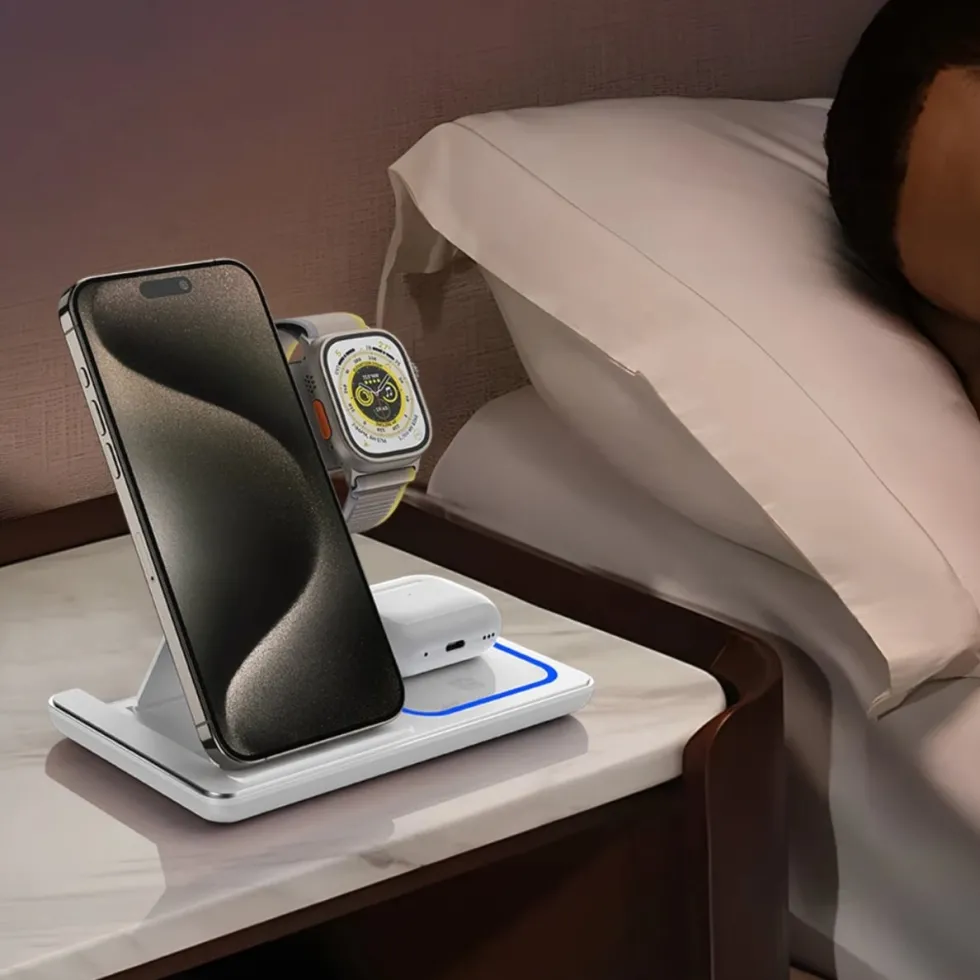 Trådlös laddningsstation för Samsung och Apple produkter 3-i-1 Magsafe Kompatibel Vit