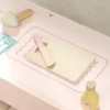 Träleksaksbutik med kassaregister, varuautomat, 3 öppna hyllor, 4 fack, rosa