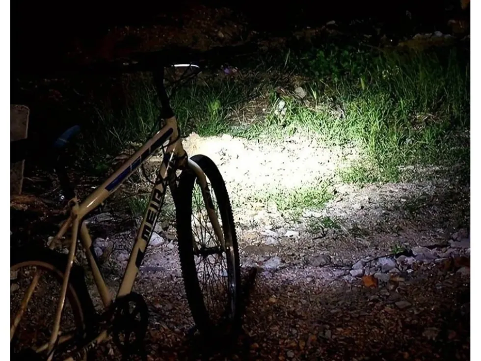 Uppladdningsbart set cykellampa med LED