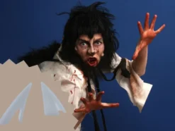 Vampyrtänder med konstgjort blod