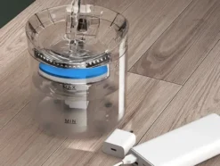 Vattenfontän med filter för hund och katt 1,8 liter